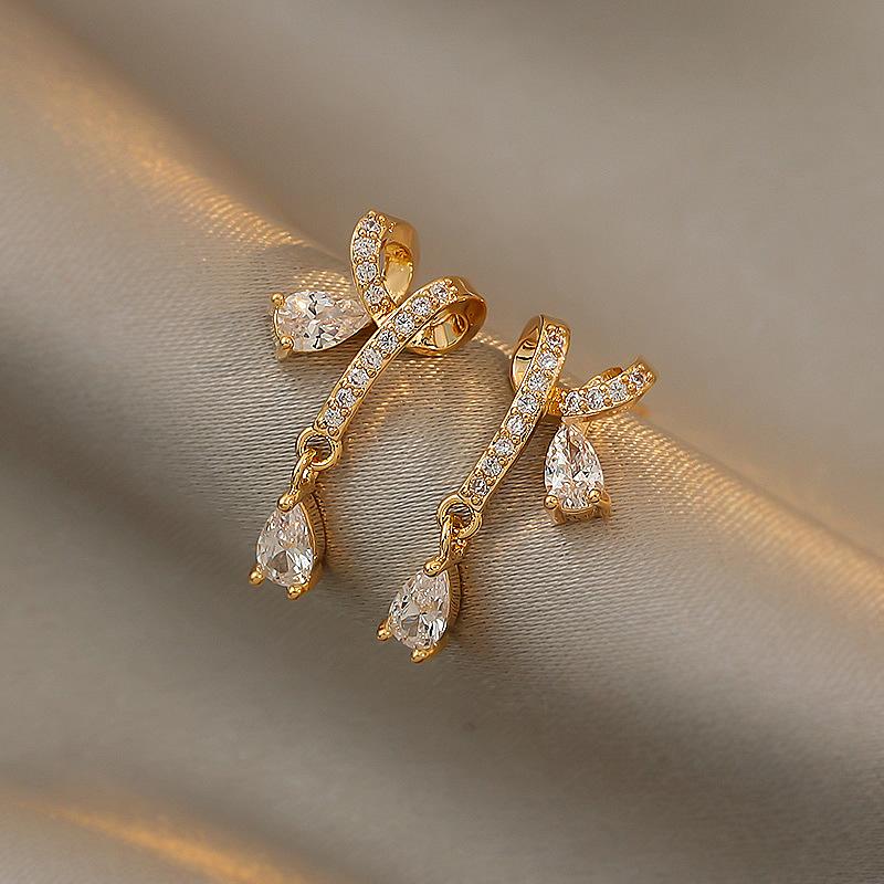 

New High-end Atmosphere Decoration Shine Fashion Women Temperament Personality Exaggerated Earring Wedding Zircon Birthday Gift