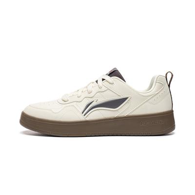 Încălțăminte pentru bărbați – Adidaşi