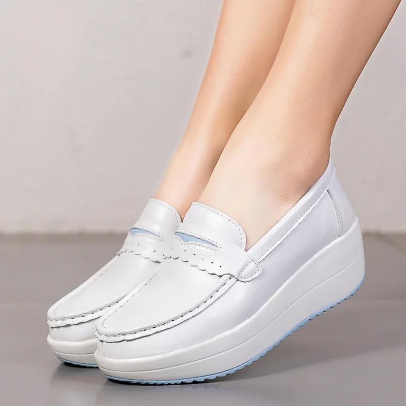 Fashion Women Platform Wedges Casual Shoes Loafers Soft Nurse Work Shoes Breathable Comfortable Non-slip White Nursing Chaussure Femme