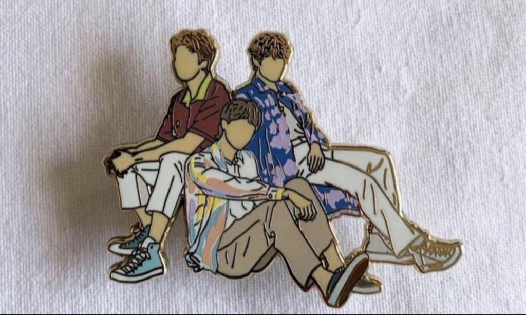 [USED] BTS Namjoon Seokjin Jin Taehyung Pin Badge Master