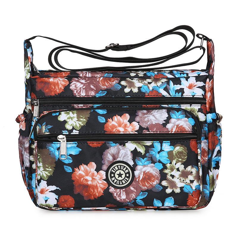 Large Capacity Women's Single-Shoulder Crossbody Bag - Stylish Oxford Nylon for Middle-Aged Moms