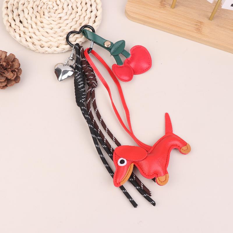 

Trendy Vintage Leather Dachshund Bag Pendant Ins Style Woven Rope Keychain Backpack Hanging Decoration Key Lanyard Gifts червоний