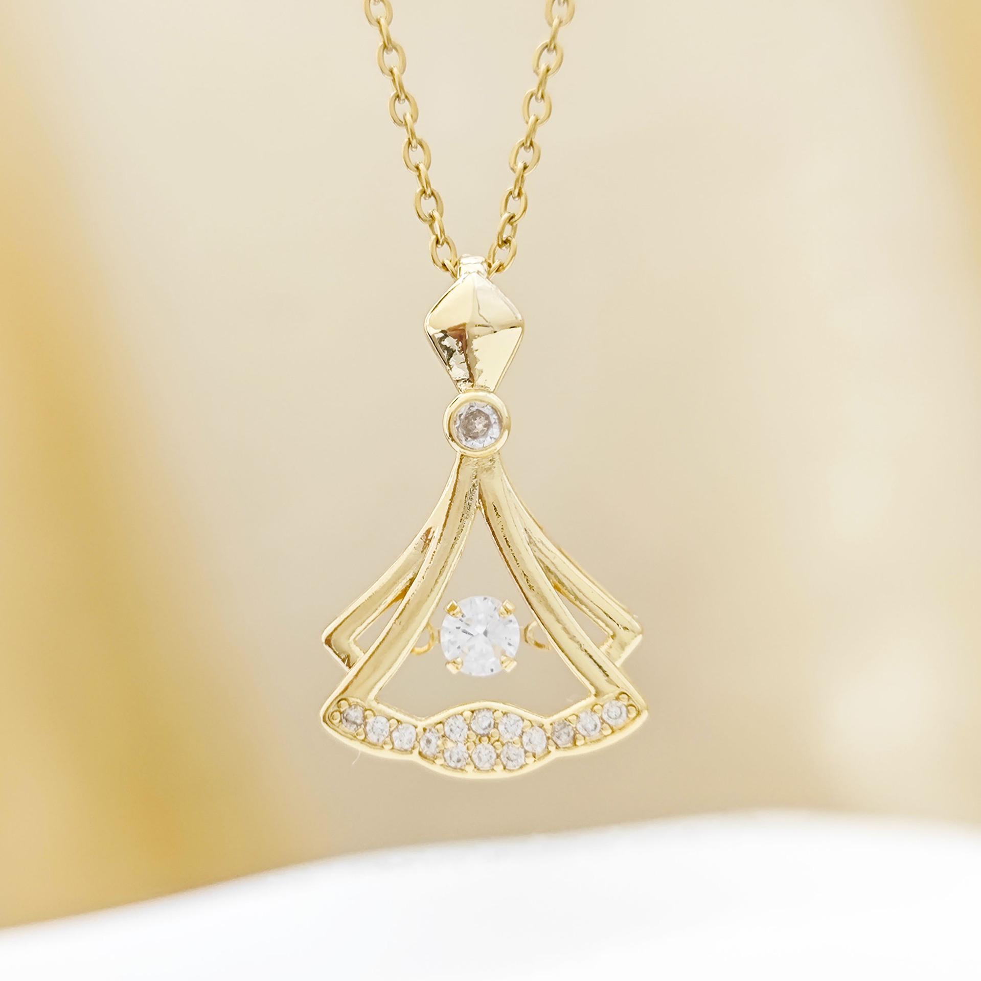 Titanium Steel Women s Pendant Necklace - Light Luxury Clavicle Chain