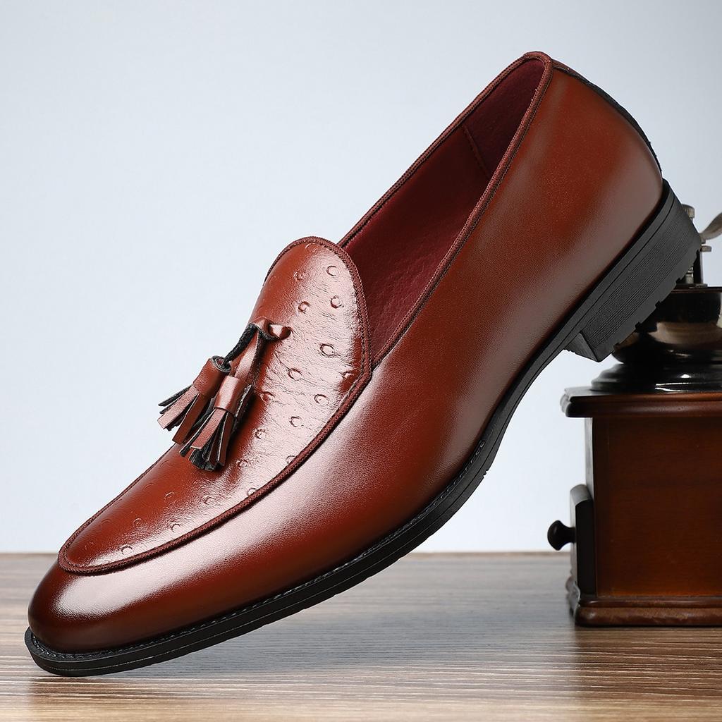 Fashion Business Luxury Slip-On Leather Shoes Men's Casual Moccasins Black Wedding Shoes Dress Fashion Oxford Shoes Pointed Office Shoes