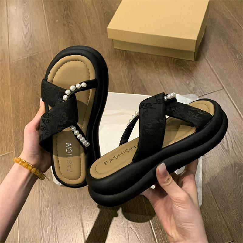 Stepping On Shit Feels Like the National Style Is Cool, Slippers Are Exquisite for Women In Summer, 2025 New Fairy Style French Beach Thick Botto
