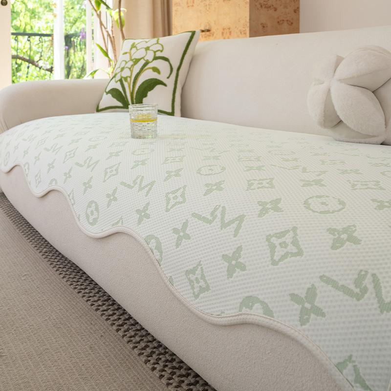 

New Summer Sofa Towel Cover Cloth Small Fresh Cool Non-Slip Special-Shaped Seat Cushion One Piece Ice Silk Sofa Cushion 90*90cm