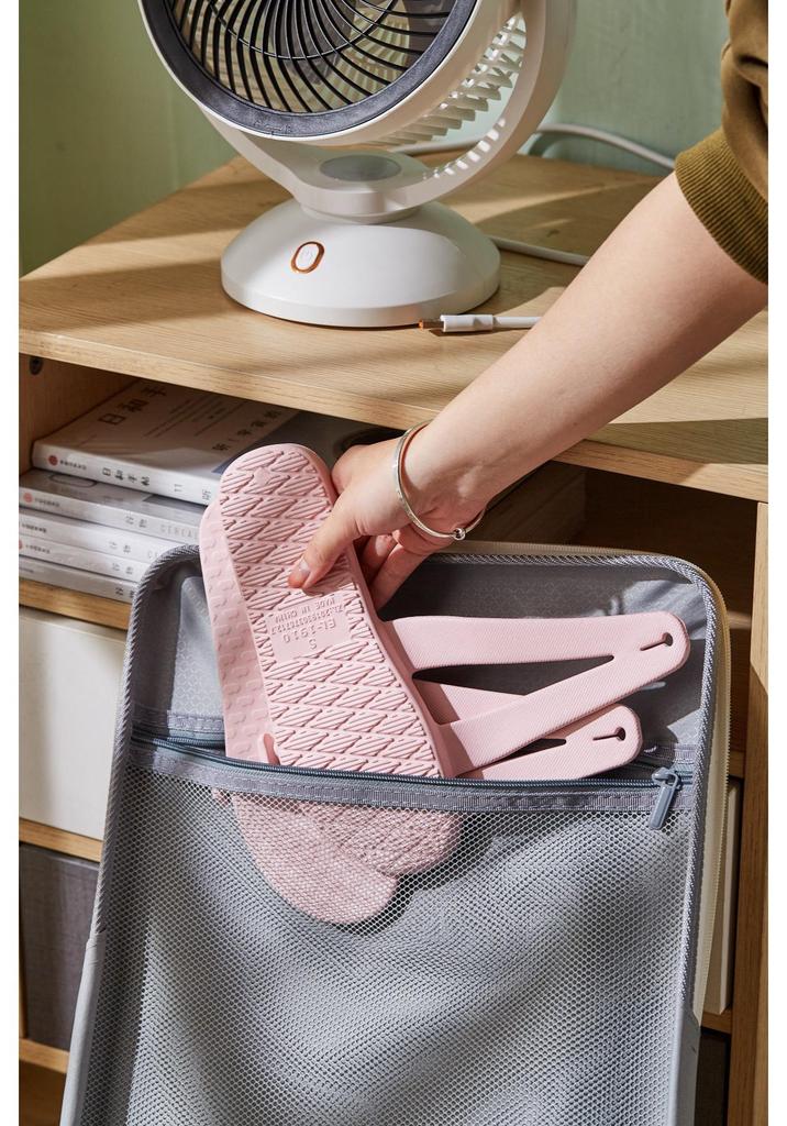 Foldable Non-Slip Travel Slippers for Women - Ideal for Bath, Hotel Stays, Business Trips, Swimming