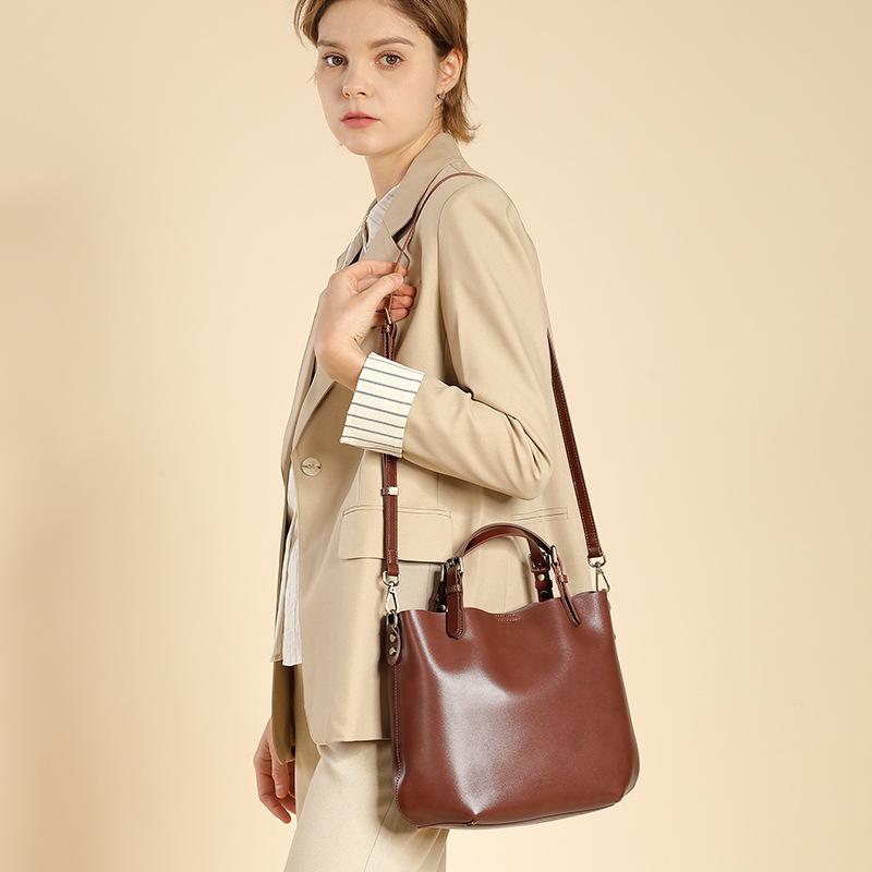 First Layer Leather Simple Commuter Tote Bag All-in-one Premium Hand Bill Shoulder Crossbody Bucket Bag for Women