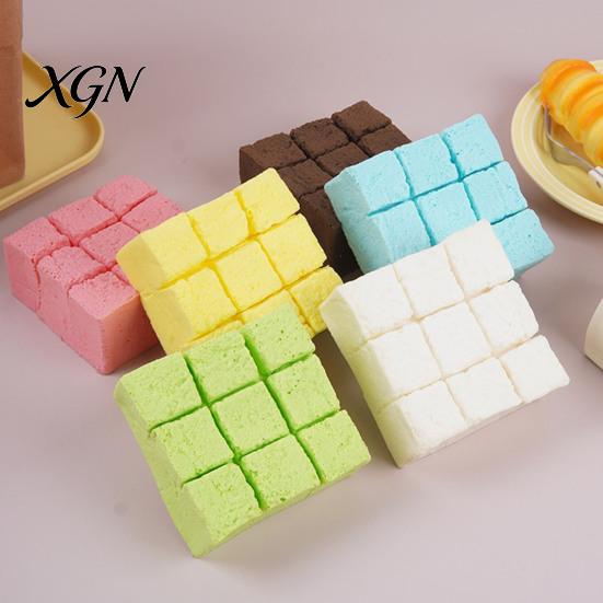 Stress Relief Food Toy Squeeze Toy, Slow Rebound Sensory Hand Therapy Squeezing Simulated Pinch Fidget for Home Office Relaxation Soft Simulation