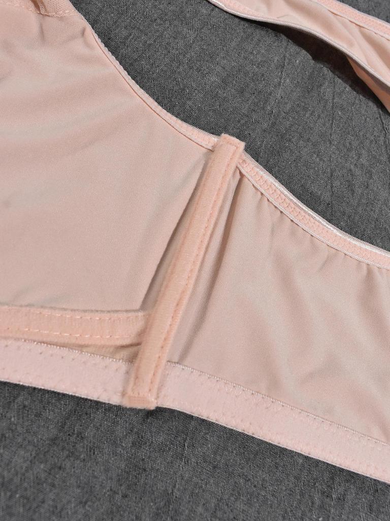 2024 Cross-border Plus Size Lace Bra: Wire-free, Breathable, Front Buckle, Comfortable Strappy Underwear for Breast Enhancement