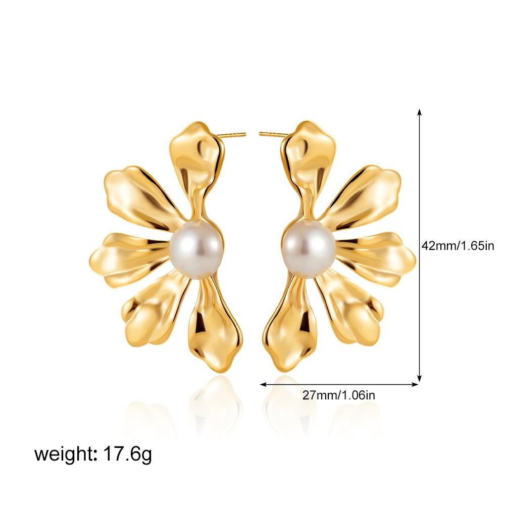 Vintage Metal Striped Texture Heart Stud Earrings for Women 18K Gold Color Plated Love Heart Earring Charm Party Jewelry Gift