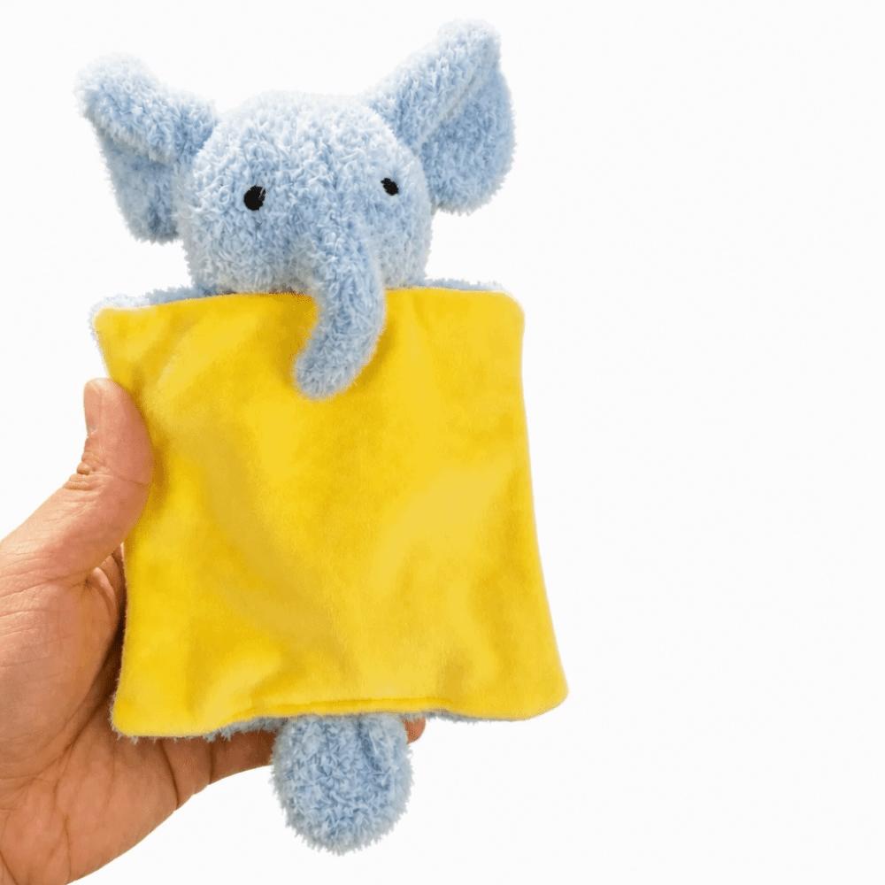 Plush Material Bag Charm Plush Toy Soft Fabric Keychain Plush Toy Cute Dog Chew Toy  For Girls