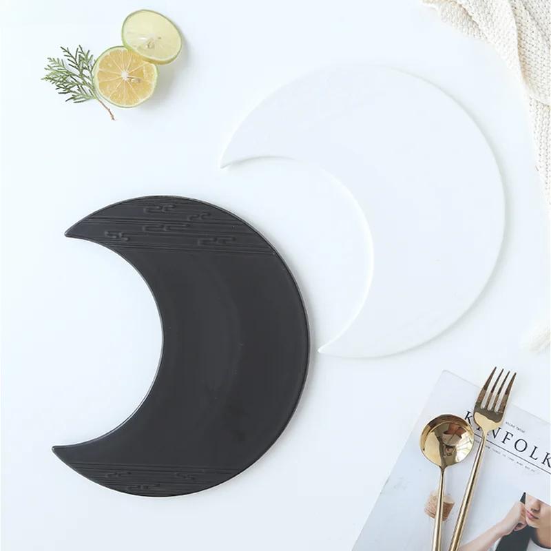 Black White Moon Shape Ceramic Plate Dinner Plates Irregular Sushi Dish Pastry Dessert Decorative Plate Restaurant Tableware