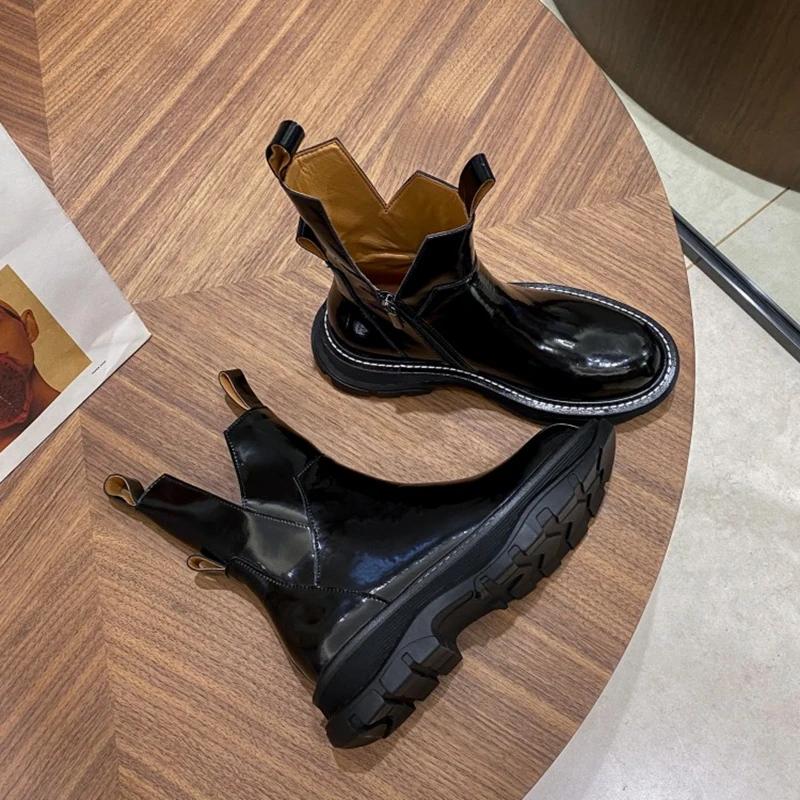 Fashion New Women Shoes Round Toe Platform Boots Genuine Leather Ankle Boots for Women Cool Motorcycle Boots Tooling Style Girls Boot