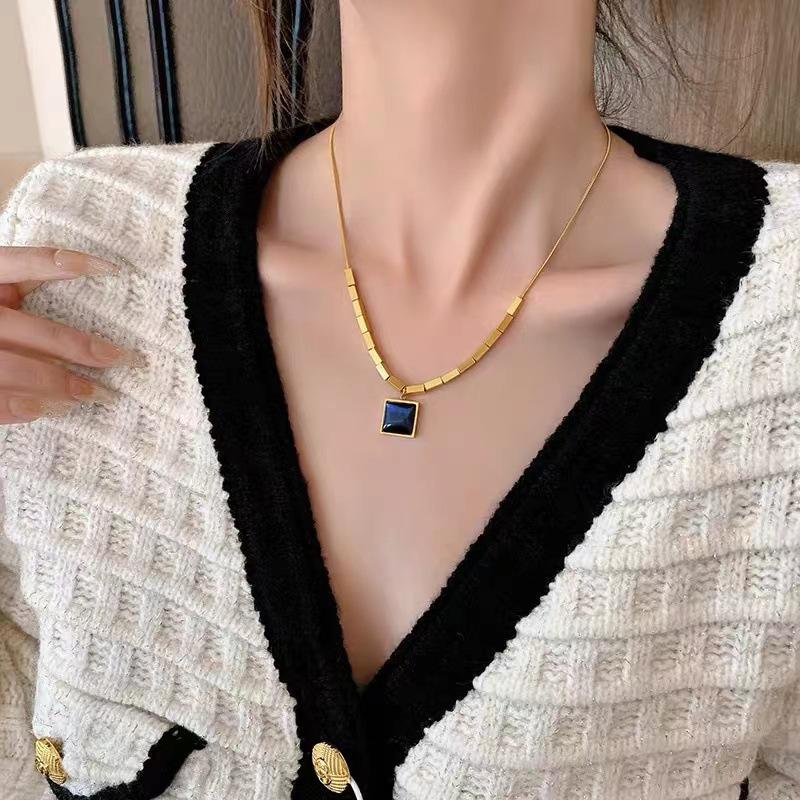 Custom High Quality 18K Gold Plated Geometric Zircon Pendant Stainless Steel Sapphire Pendant Jewelry for Women for Gift