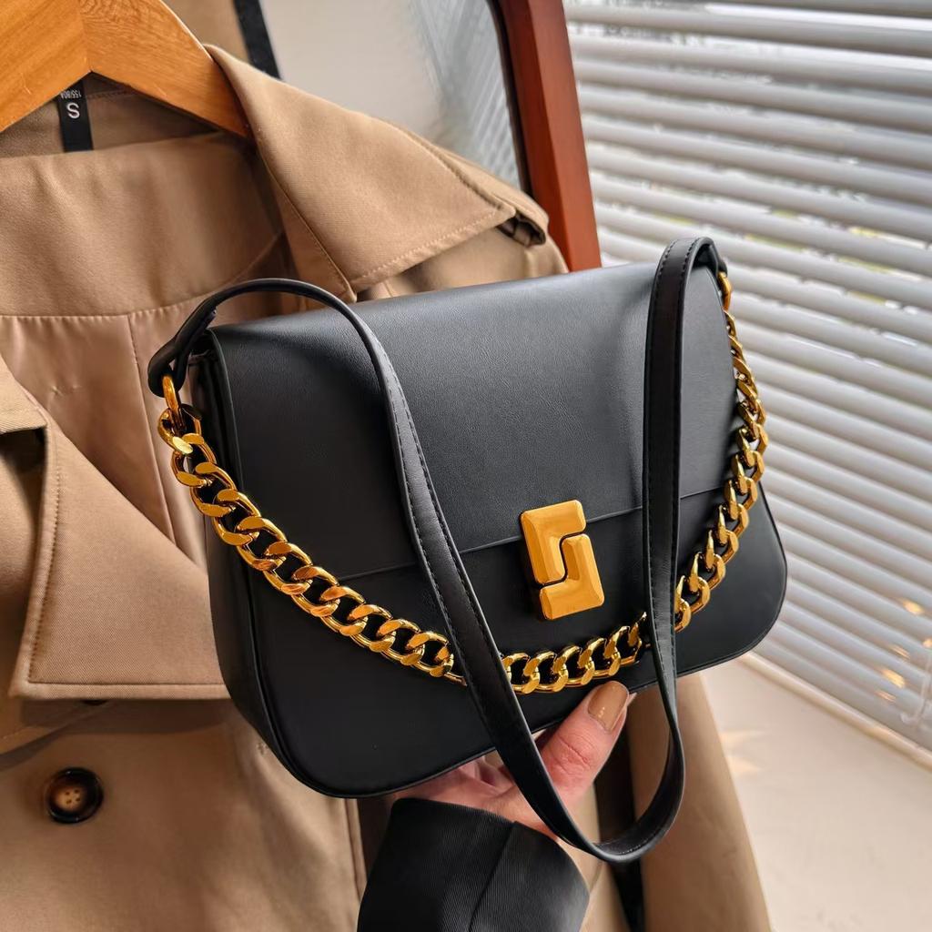 Premium Texture Lock Chain Tofu Bag Trendy And Simple Single Shoulder Messenger Commuter Bag Double Shoulder Strap