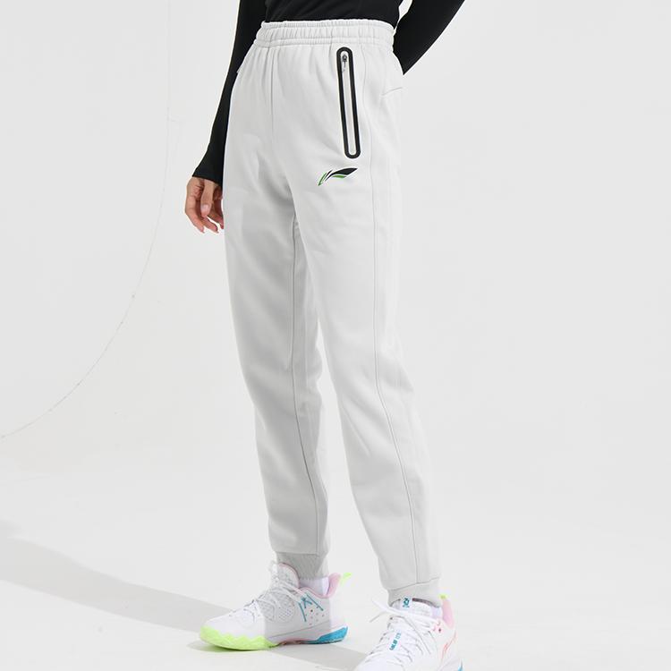 Li Ning Badminton Series Solid Color Logo Print Cuffed Fleece Casual Knitted Sports Pants Women Bottoms Water-Gray AKLS986-1