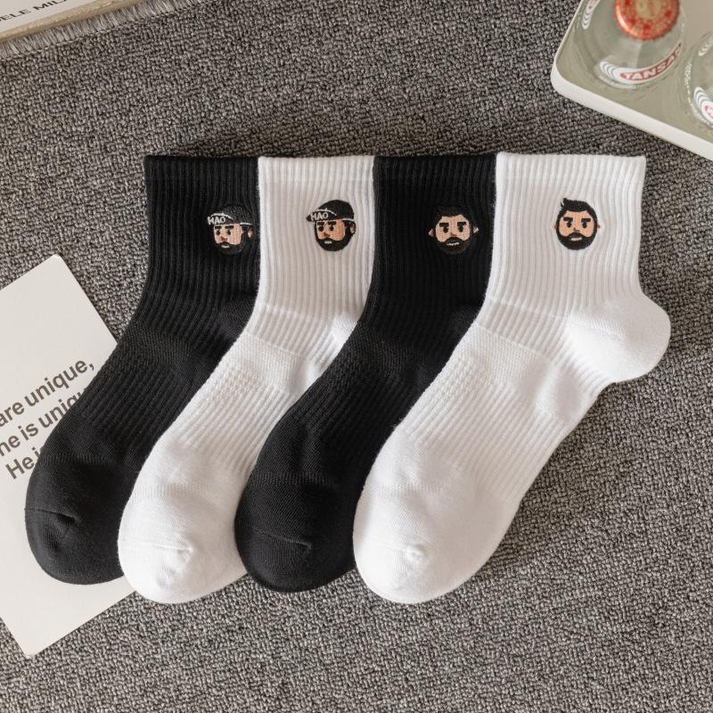 Svarta Strumpor Herr Mellanhöga Trendiga Vita Strumpor Hög Midja Mångsidiga Mellanhöga Sports Sommar Låga Strumpor