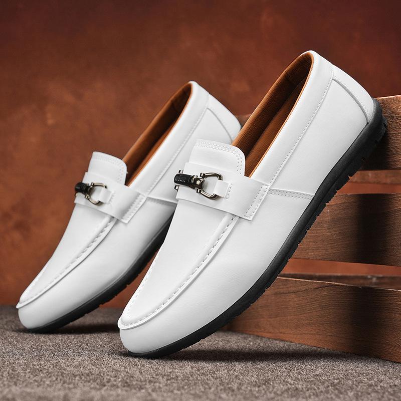 2025 New Large Size Trend British Style Low-top Loafers One-pedal Round Head Casual Sports Leather Shoes Men