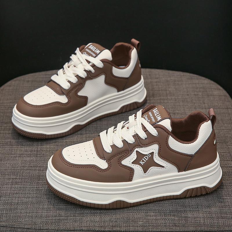 Soft Leather Women's Board Shoes Thick Soled Flat Bottomed Casual Single Shoes