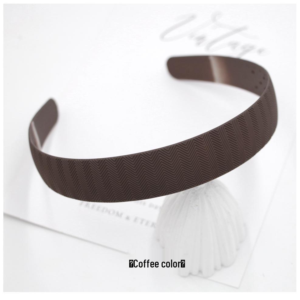 Non-Slip Black Headband with Teeth for Women: Ideal for Face Washing and Outings
