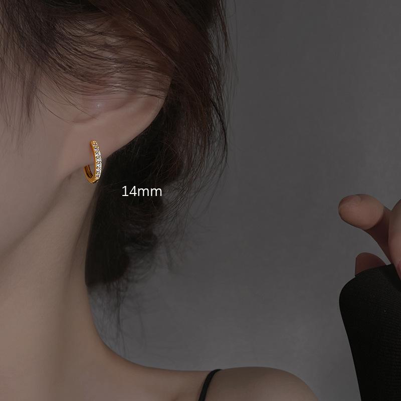 Senior Sense Earrings Ear Buckle Temperament Tide Women's Models Sweet Circle Earrings Trendy Gift Elegant Lady's Accessories Classic Casual Jewelry