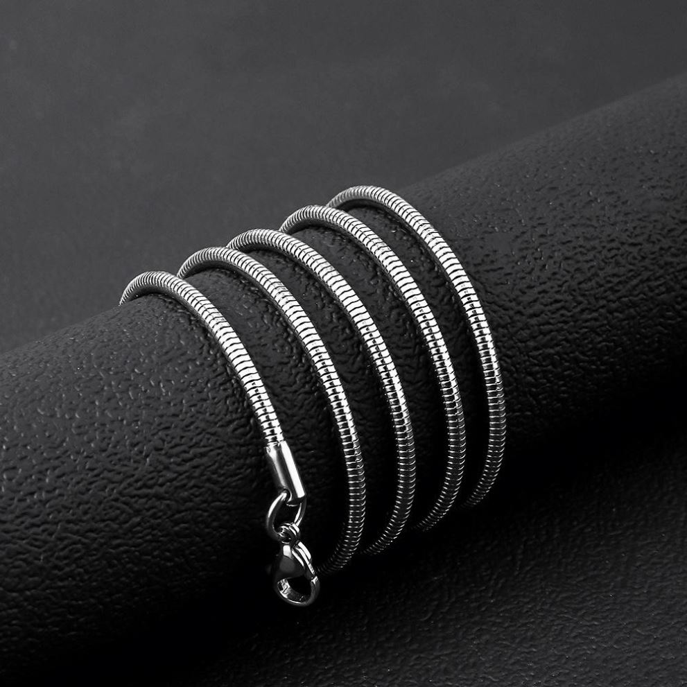 Fashion Stainless Steel Chain Necklace Hip Hop Style Silver Waterproof Cuban Link Snake Rope for Party Men Women