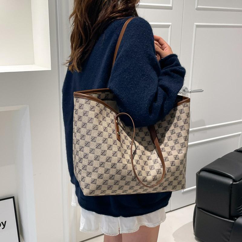 Women Large Capacity Printed Vintage Korean Style Casual Commute Fashion Hand Shoulder Tote Bag