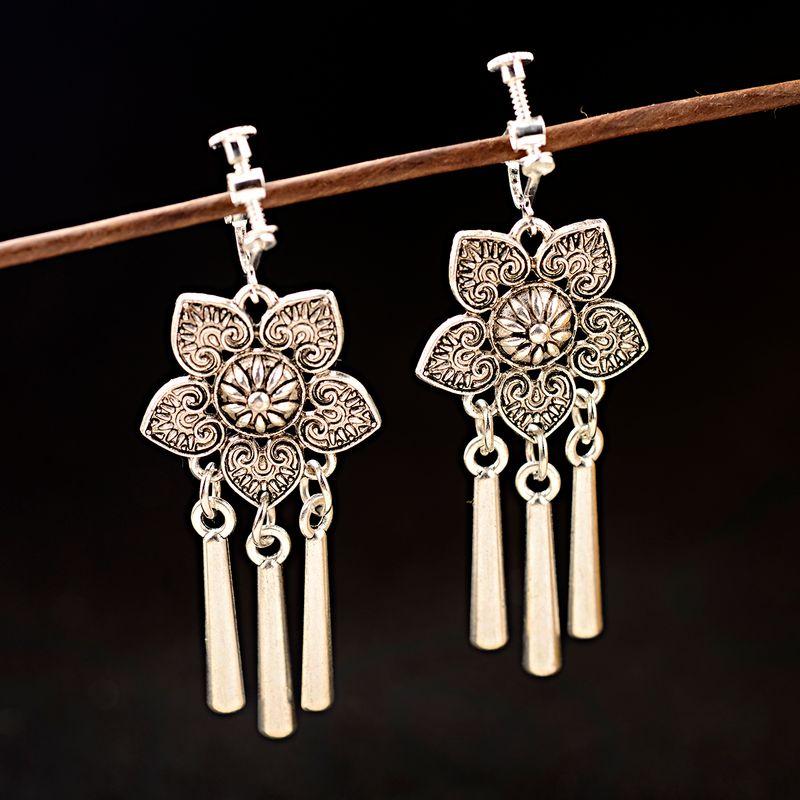 

Retro Bell Fancy Long No Pierced Female Accessories No. 12-Ear clip