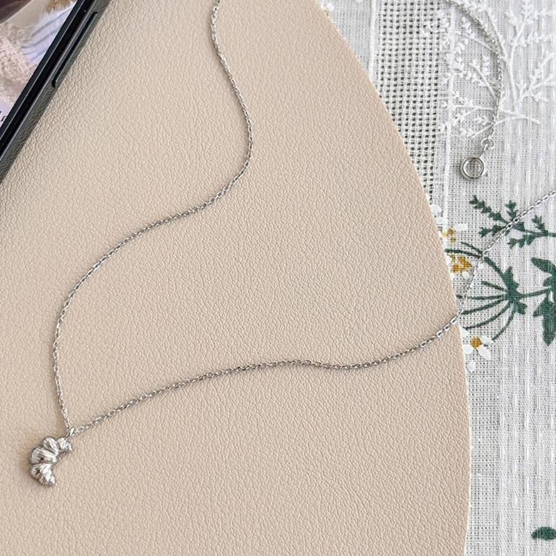 Collar Inspirado en Croissant para Mujer Llamativo Collar de Croissant Adorno Cadena Delicada para Clavícula Accesorio para el Cuello