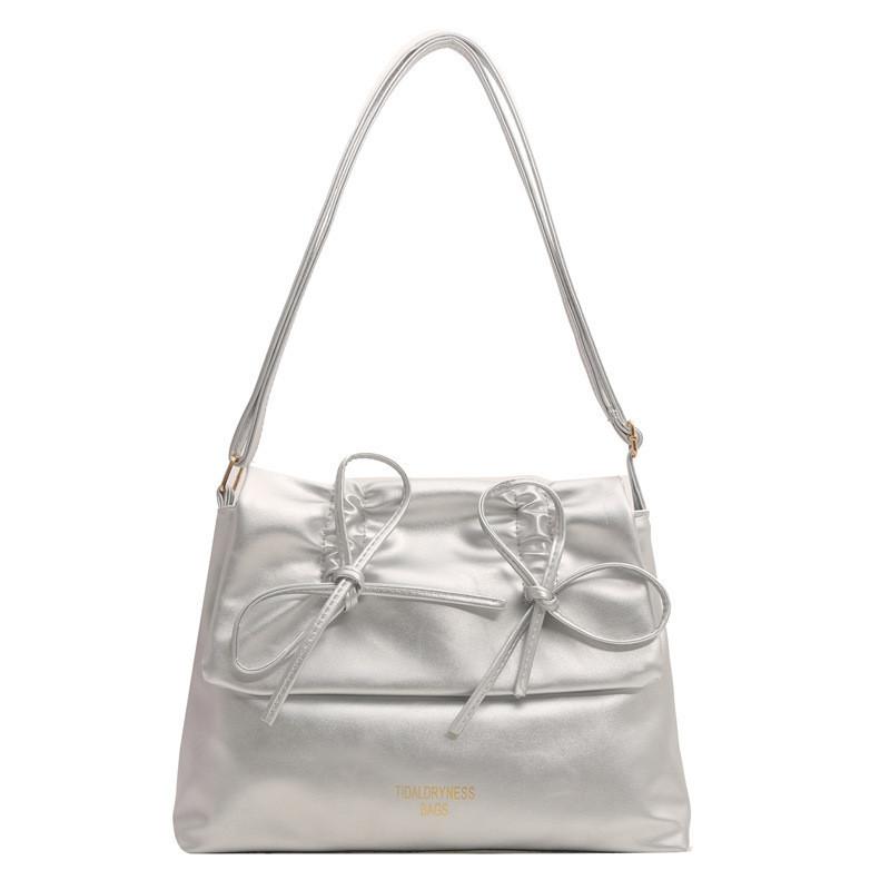 Stylish Large Capacity Casual Tote Bag For Women In Chic Solid Colors For Daily Use