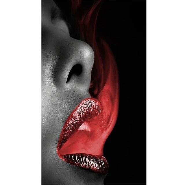 Modernaus meno interjerą piešianti moteris Seksualios raudonos lūpos, raudonos, dūminės drobės tapybos plakatas ir spaudinys svetainės sienų dekoravimui be rėmelio