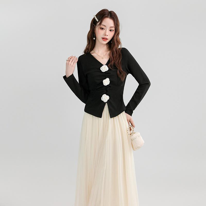 

Элегантный плиссированный трикотажный топ с цветочным принтом на весну/лето и комплект юбки миди из сетки S