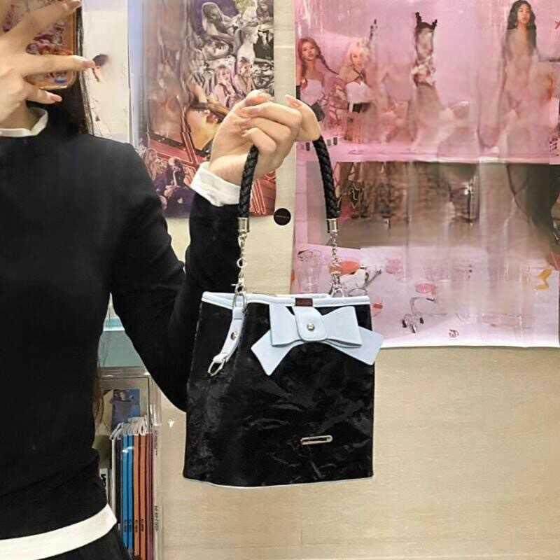 Niche Design Women's Retro Bow Crossbody Shoulder Bag - 2025 Fashion Trend
