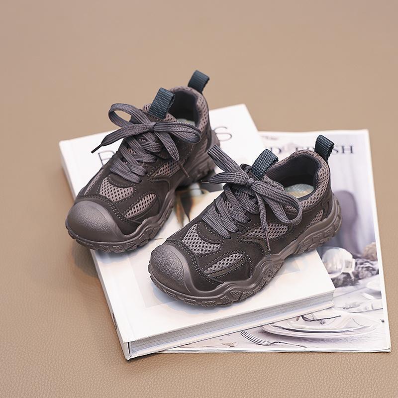 Children's sports shoes 2025 autumn new students outdoor non-slip men and women middle and older children versatile non-slip old mountaineering shoes