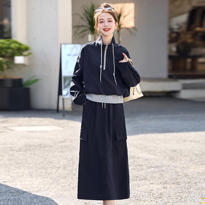 

Женский повседневный костюм-двойка в корейском стиле, весна 2025: Свитшот и юбка миди Double Extra Large темно-синий