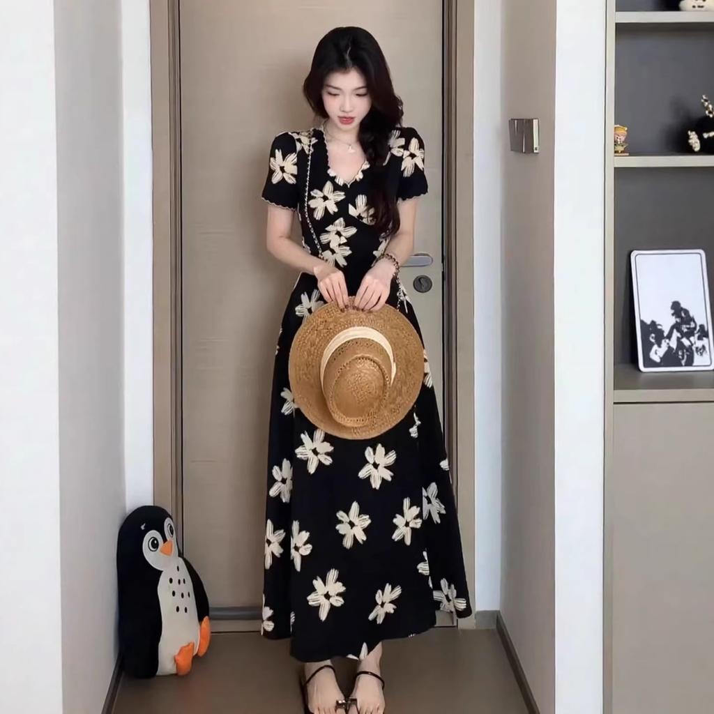 French retro temperament dress, summer new collar niche floral dress, holiday style waist and thin medium and long dress