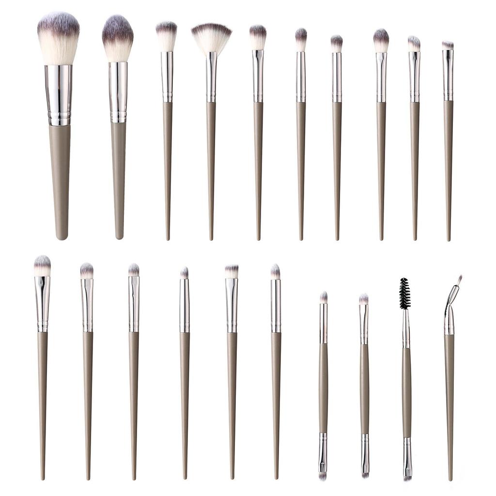 Professional 20/30-Piece Makeup Tool Set: Brushes, Sponges & Cleaning Tools