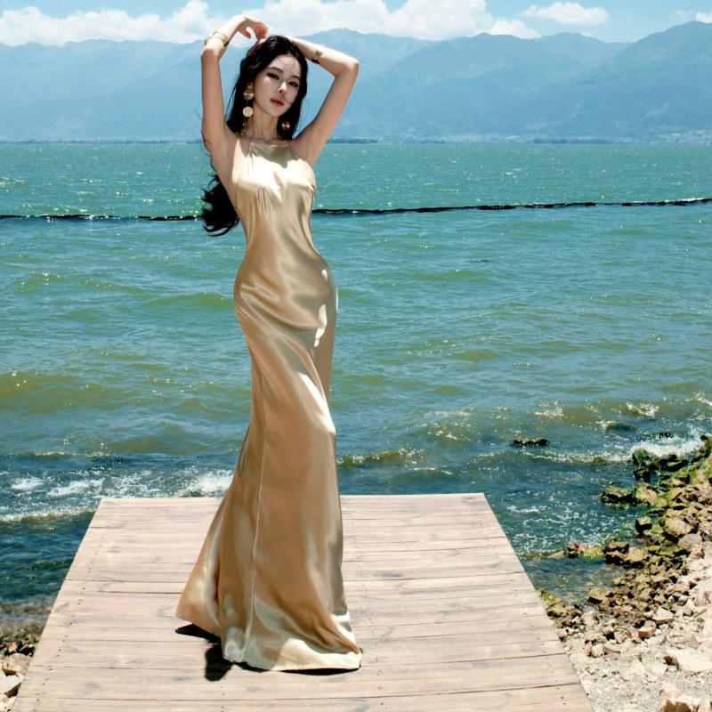 French Heavy Industry Neck Halter Slim Slim Satin Dress Birthday Party Dress Long Dress Women's Summer