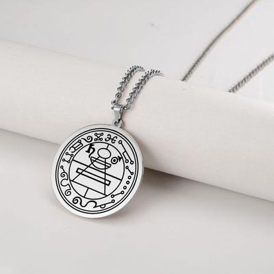 Stainless Steel Hot-selling Solomon Lucky Round Pendant Irregular Geometric Symmetrical Pattern Stainless Steel Amulet Necklace