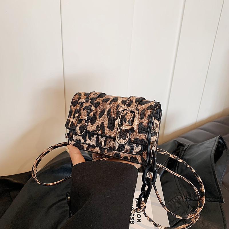 

Elegant Vintage Inspired Small Shoulder Bag For Women In Various Trendy Colors StyleD