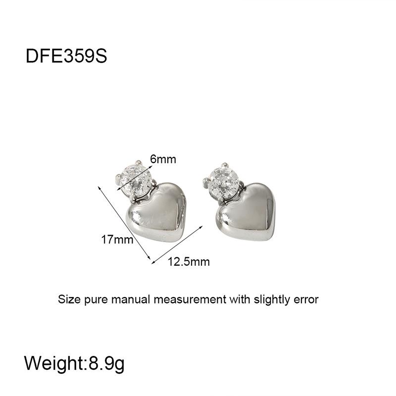 

2024 Summer 18K Gold Heart-Shaped Zircon Stud Earrings for Women, Waterproof & Versatile