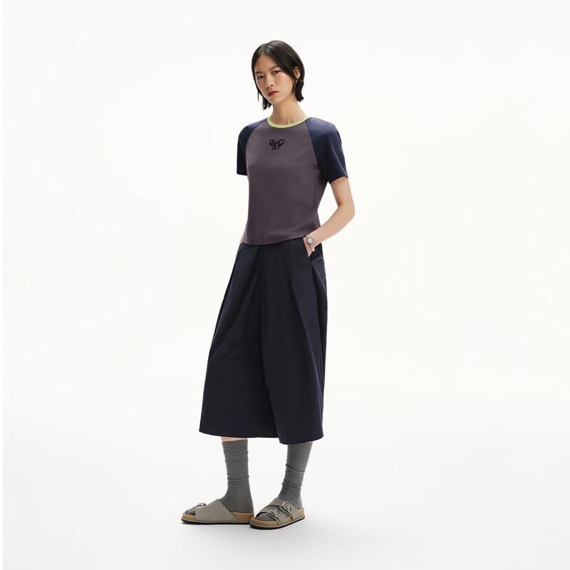 Broadcast Women's Contrast Color Round Neck Short Sleeve T-shirt