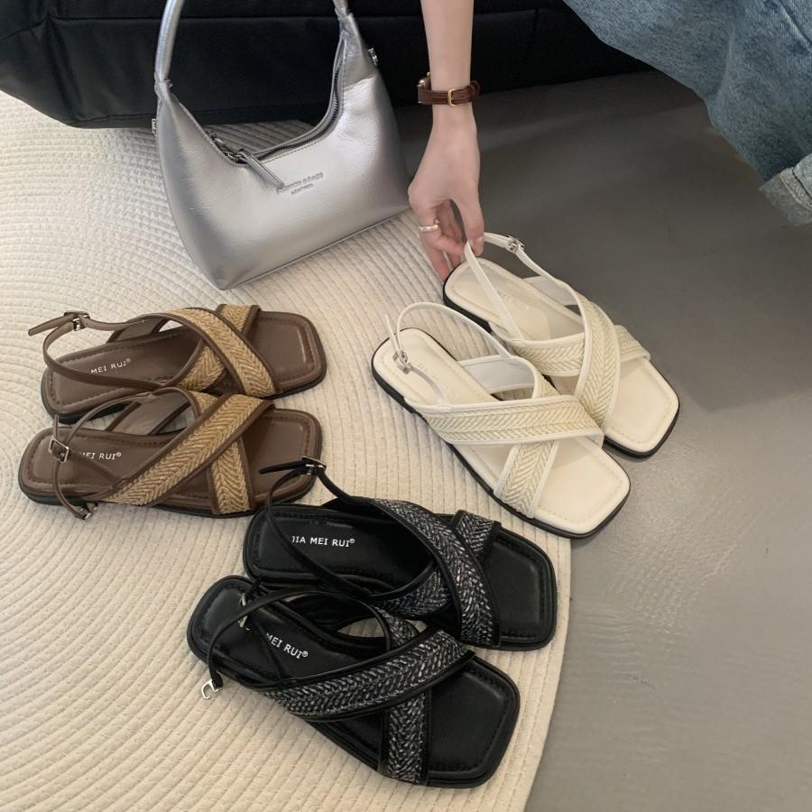 2025 new summer flat sandals outer wear women's shoes soft sole comfortable versatile beach retro Roman shoes