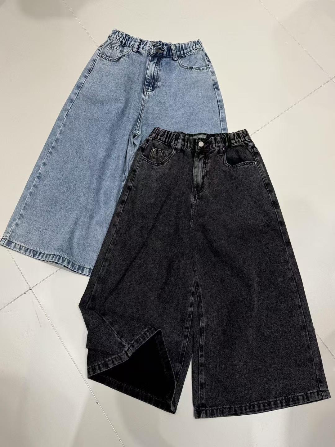 

Becabeau Women s Plus Size Cropped Loose Fit Retro Wide-Leg Jeans Medium
