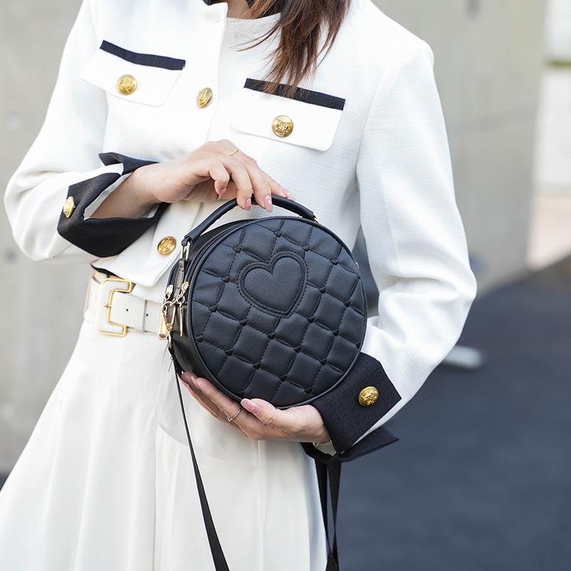 New Summer Round PU Leather Shoulder Bag Niche Design Love Women's Bag Versatile Simple Crossbody Women's Bag