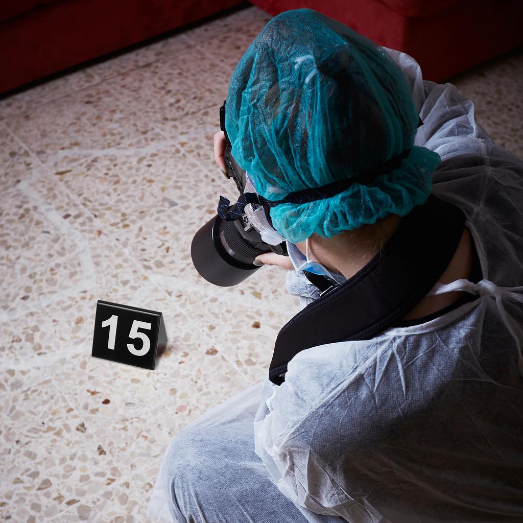 15Pcs Acrylic Number Markers Black Background Double-Sided V Shape Restaurant Table Numbers Scene Props Detective Party