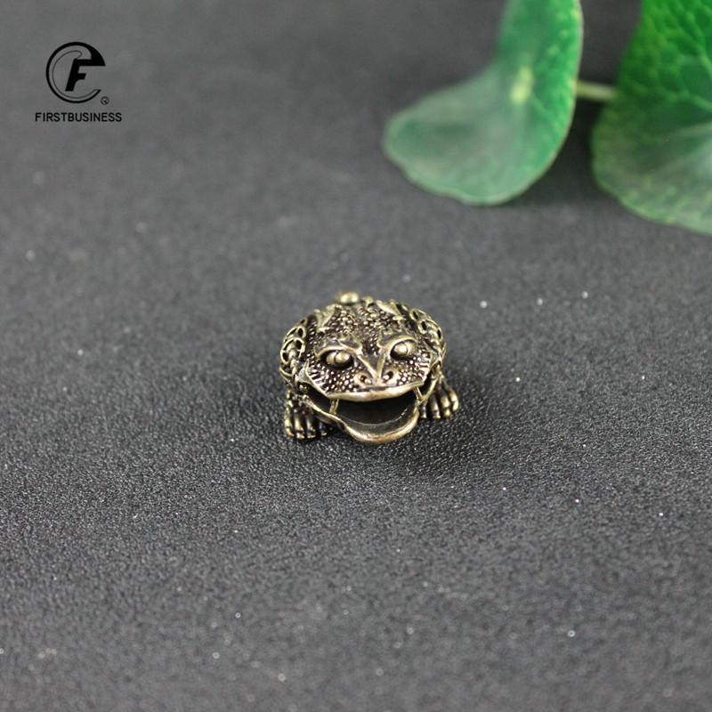 Copper Chinese Mythical Animal Lucky Toad Bell Key Chains Pendant Retro Brass Avoid Evil Feng Shui Charm Men Car Keyring