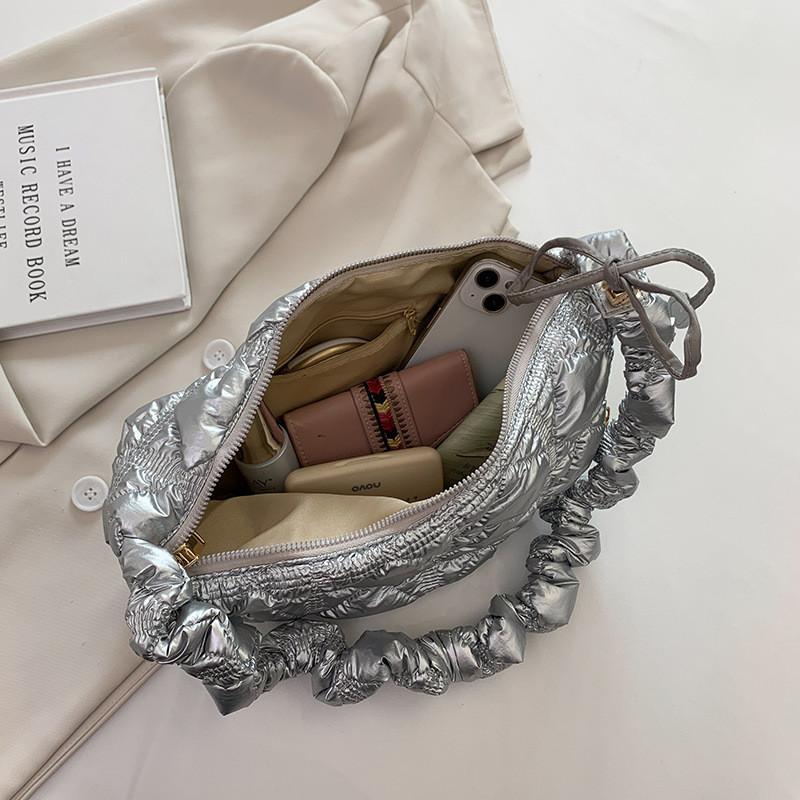 IELGY Korean Pleated Cloud Bag Dumpling Bag High-End Feel Bright Color One-Shoulder Armpit Fashion Commuter Messenger Bag