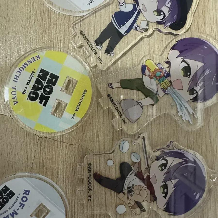 

Kenmochi Toya Sd Acrylic Batch